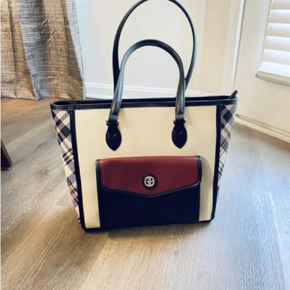 Giani Bernini Purse
Mixed Plaid Colorblocked North South Tote